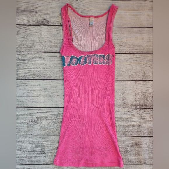 American Apparel Tops - American Apparel Hooters tank top Size Small.
